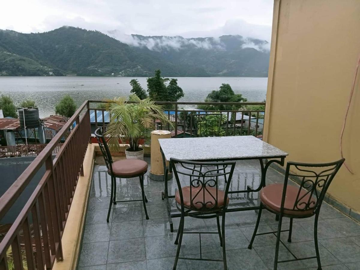 Hotel My Dream Pokhara Buitenkant foto
