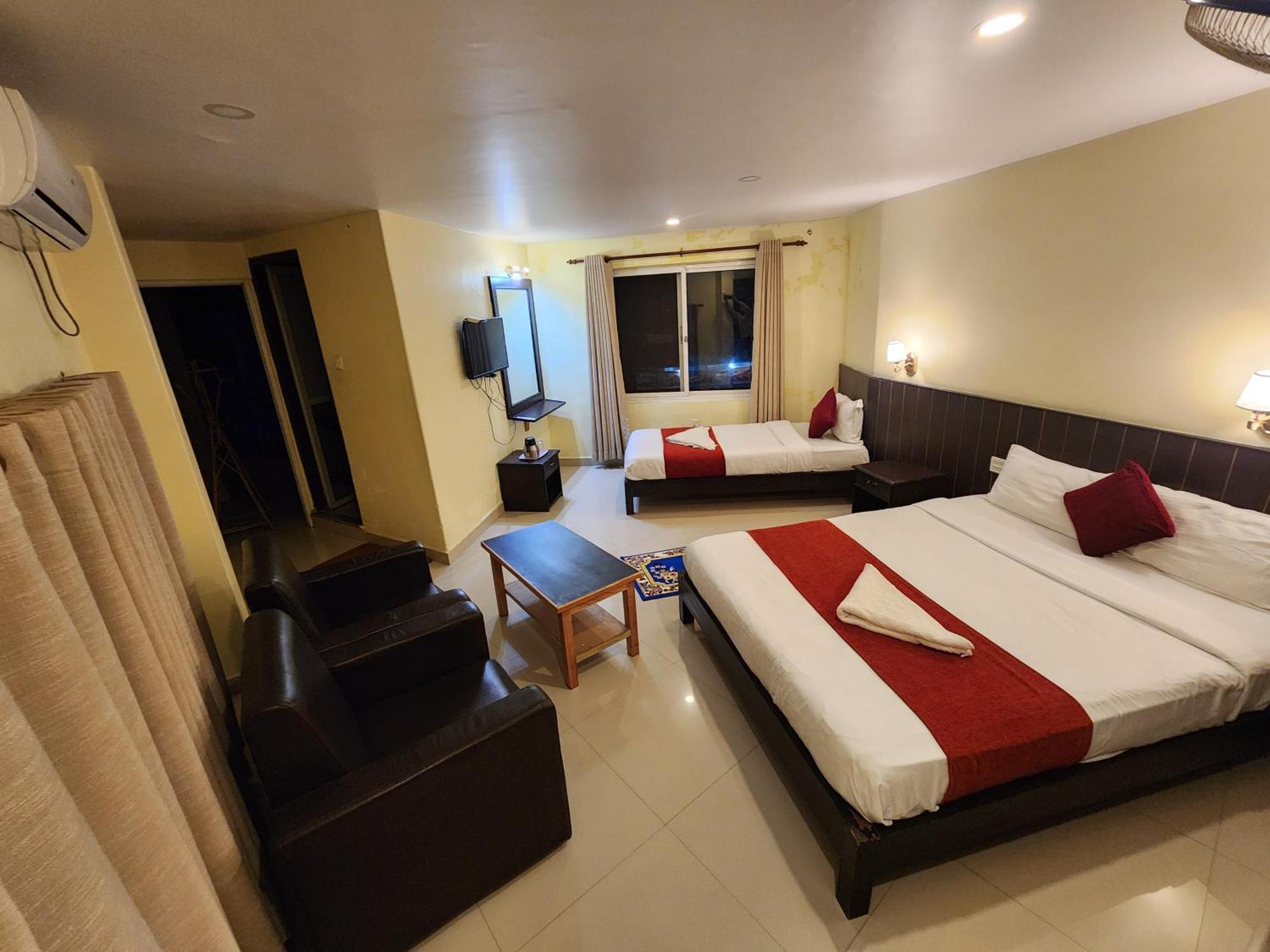 Hotel My Dream Pokhara Buitenkant foto