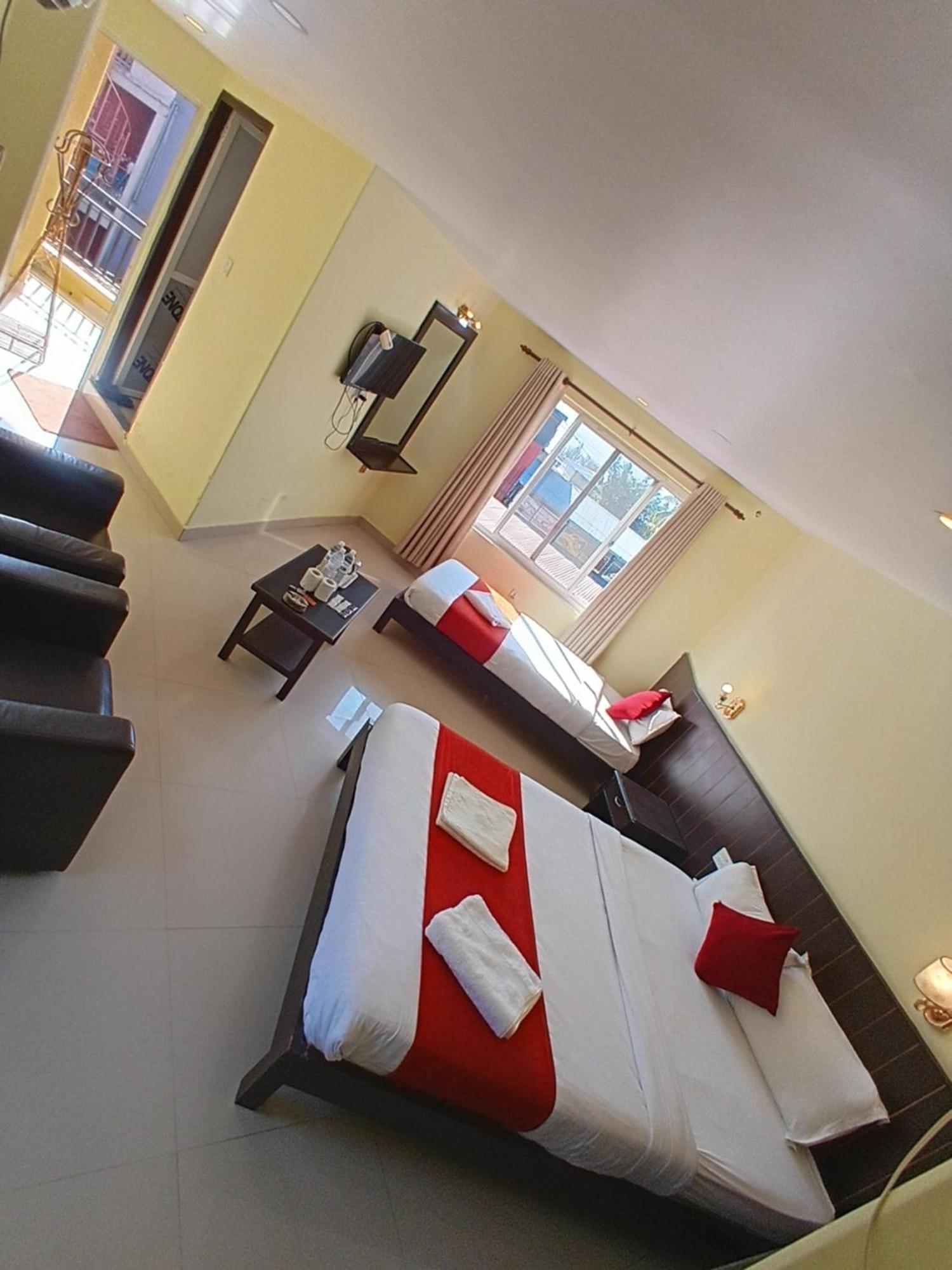 Hotel My Dream Pokhara Buitenkant foto