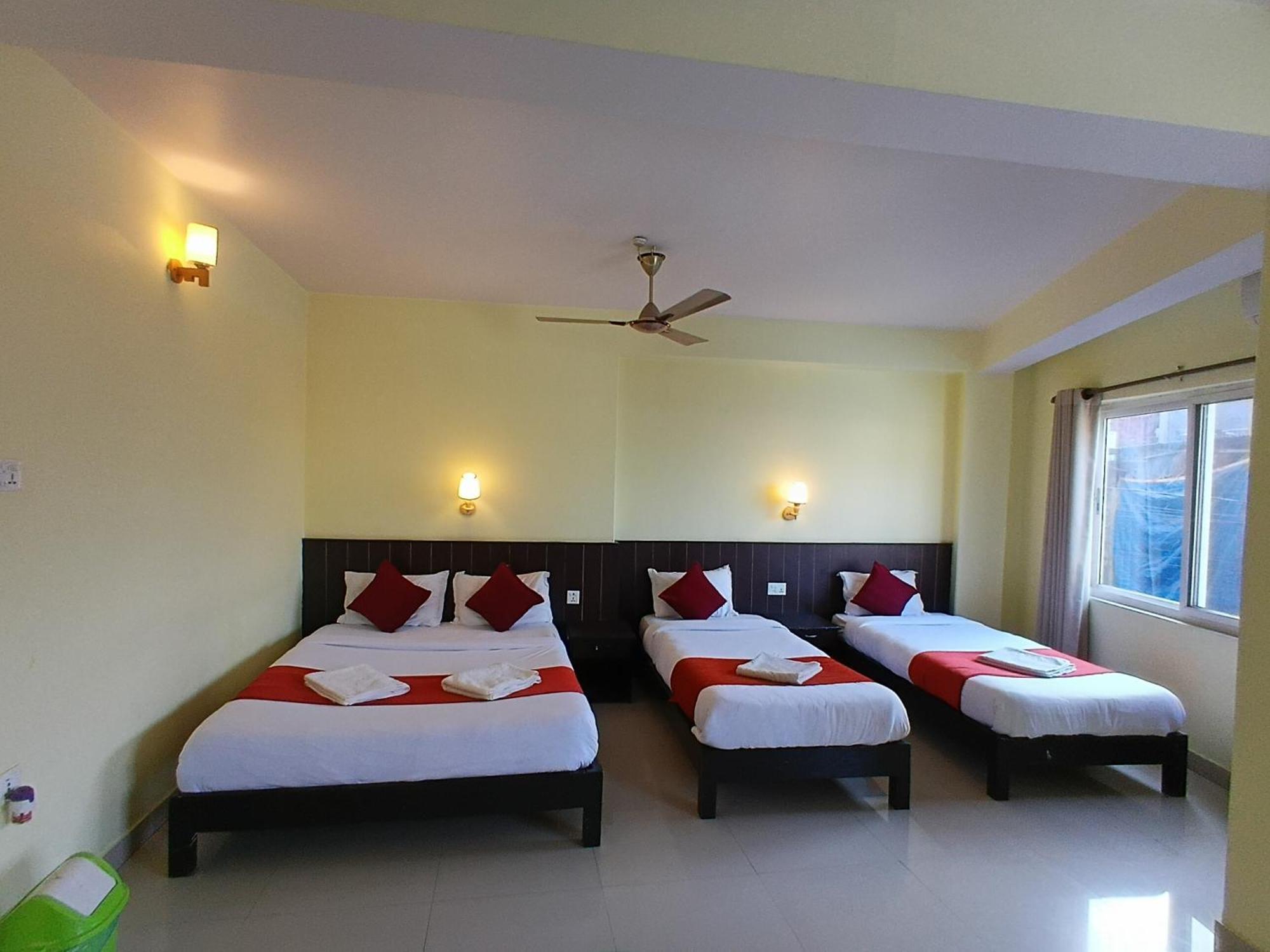 Hotel My Dream Pokhara Buitenkant foto