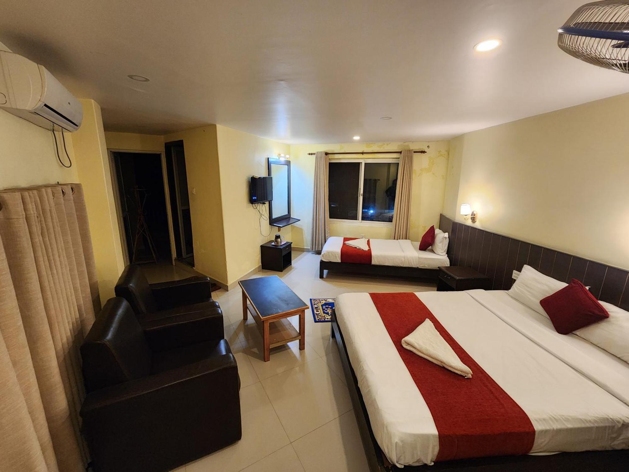 Hotel My Dream Pokhara Buitenkant foto