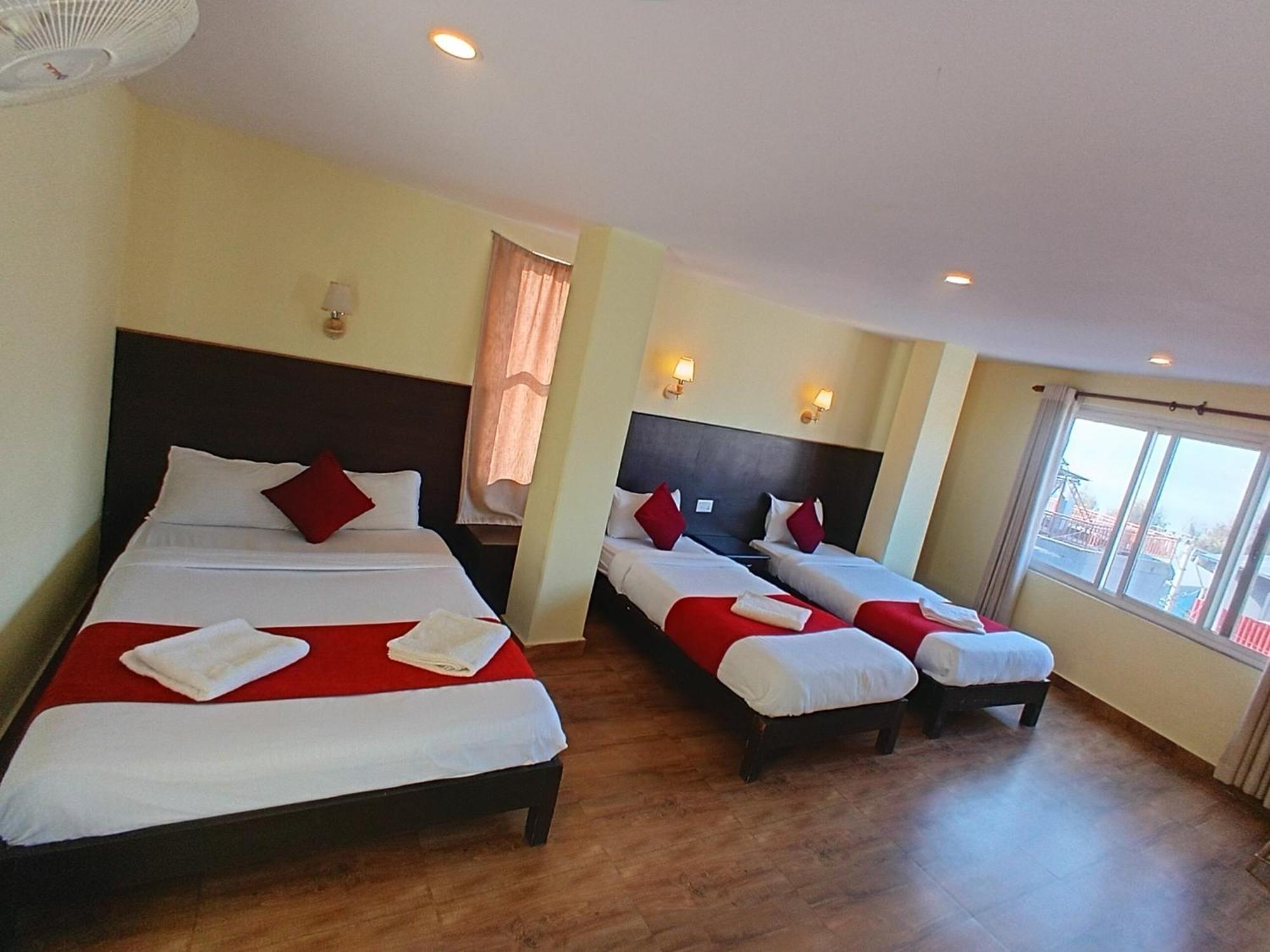 Hotel My Dream Pokhara Buitenkant foto