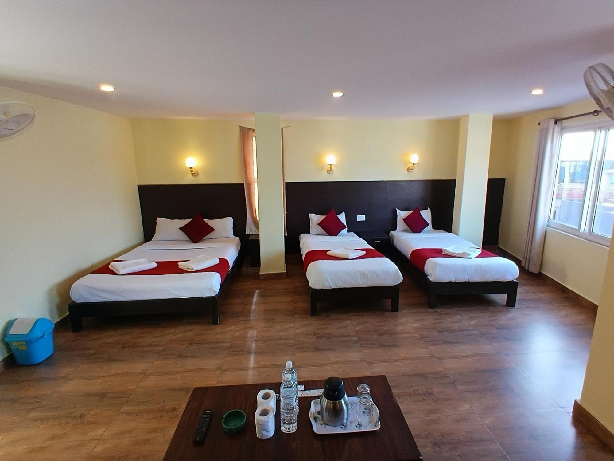 Hotel My Dream Pokhara Buitenkant foto