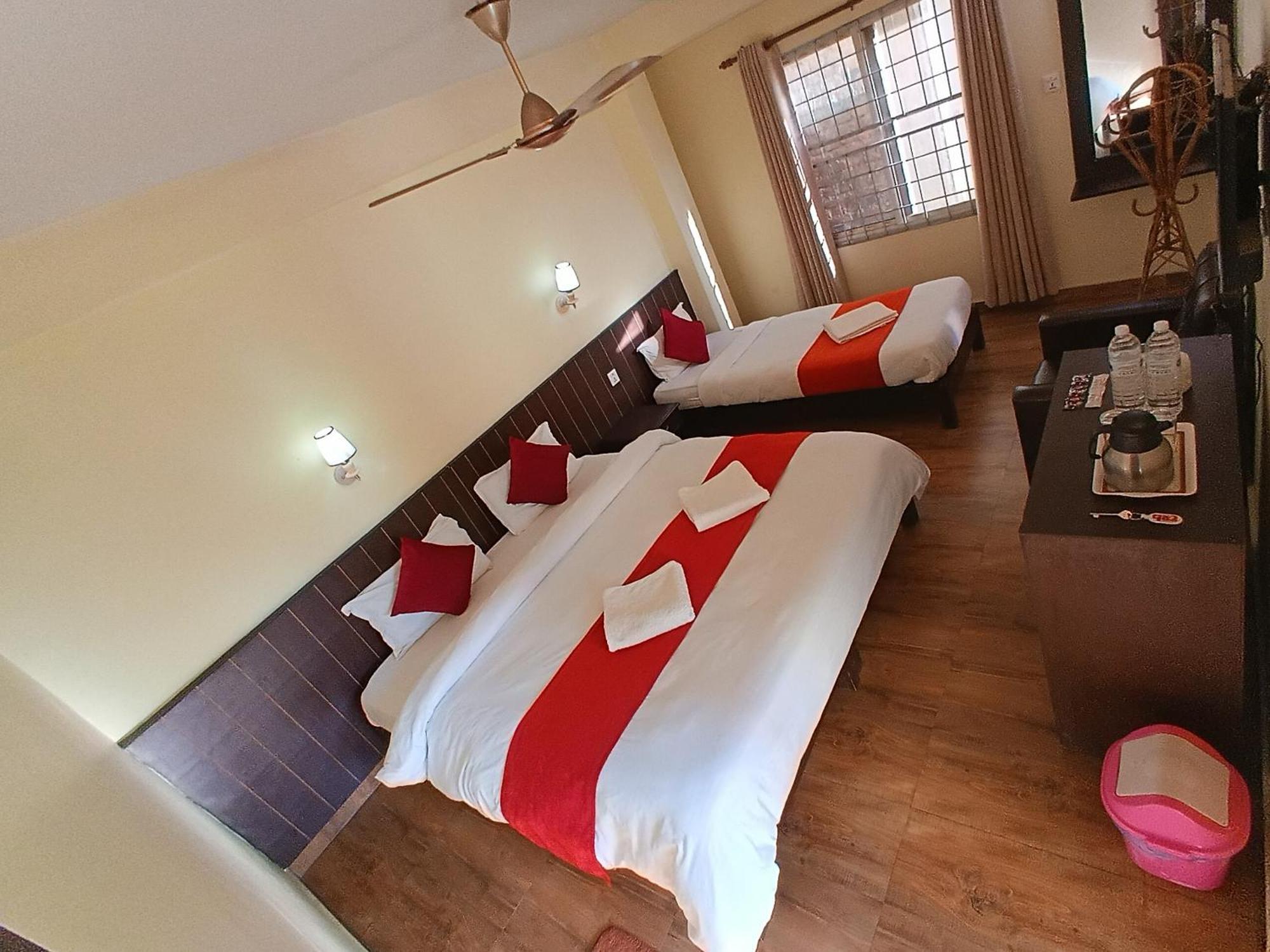 Hotel My Dream Pokhara Buitenkant foto