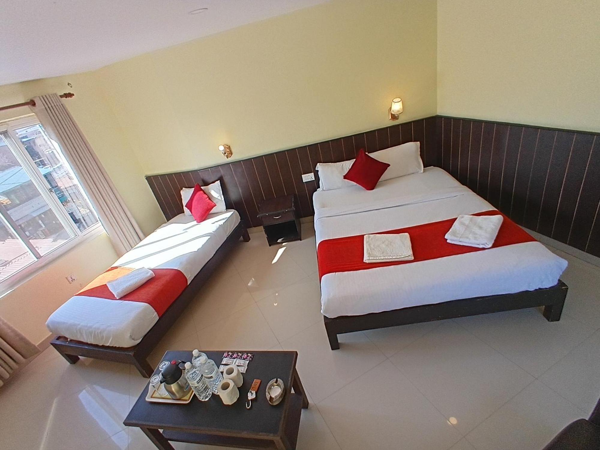 Hotel My Dream Pokhara Buitenkant foto