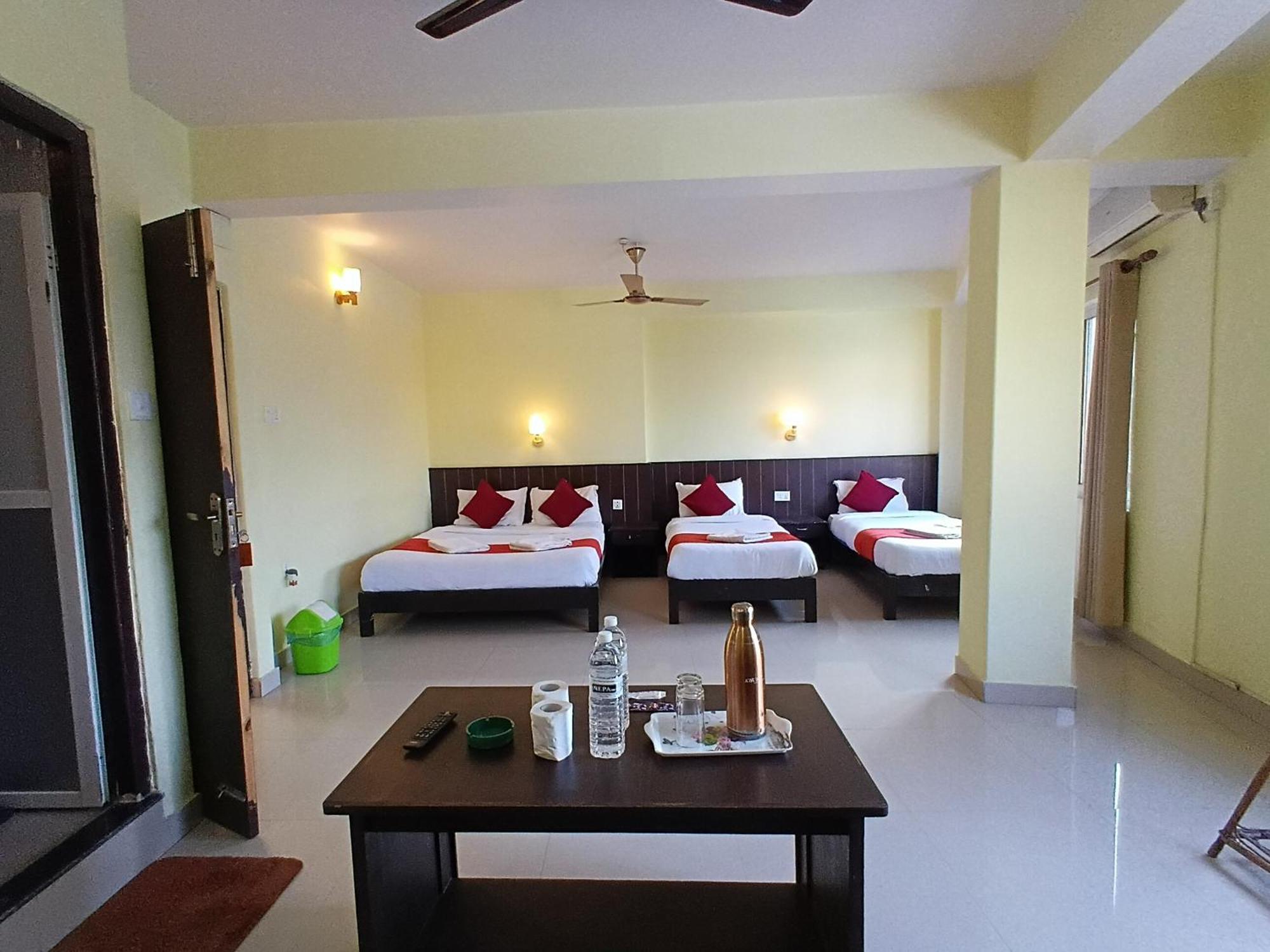 Hotel My Dream Pokhara Buitenkant foto